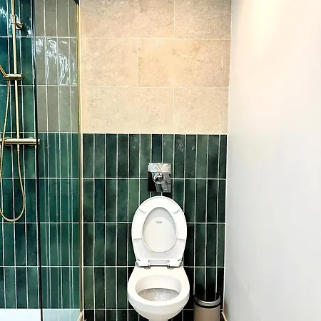 Contemporary 2br In With Netflix * פריז