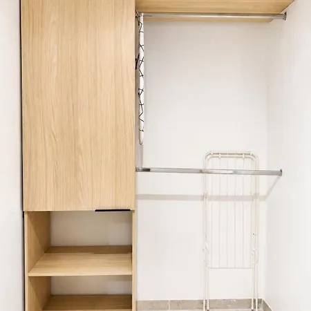 Contemporary 2br In With Netflix Διαμέρισμα *