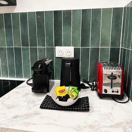 Contemporary 2br In With Netflix Apartment Paris